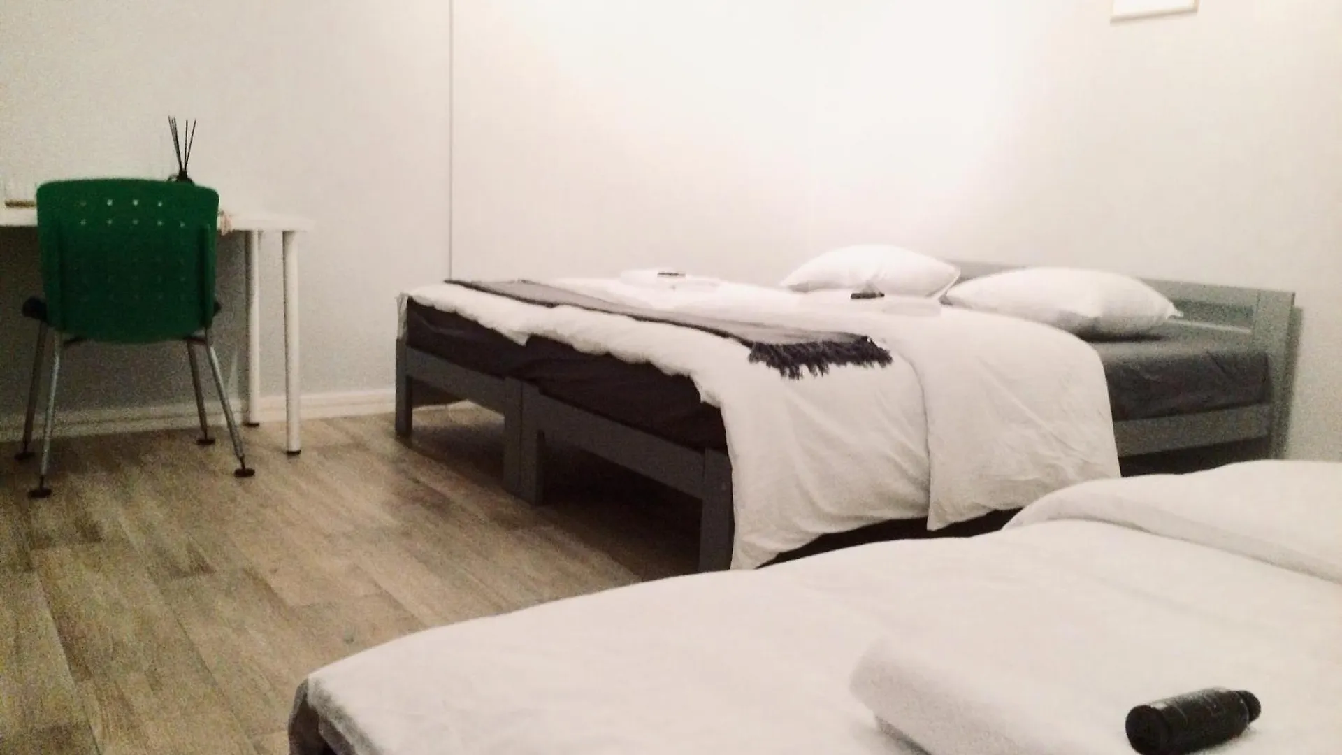 Apartament Fractal Guest Rooms - Poznan Centrum Andersia Square & Old Town Polska