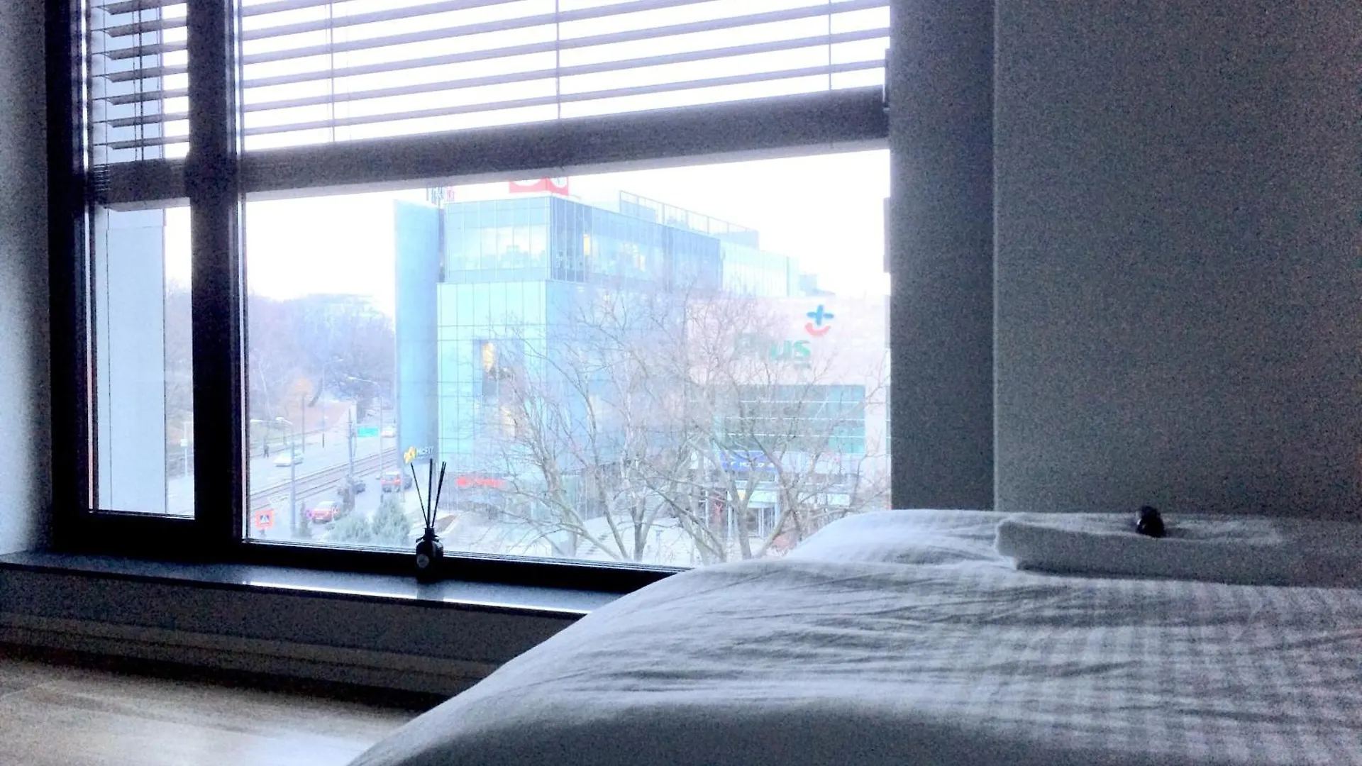 Fractal Guest Rooms - Poznan Centrum Andersia Square & Old Town